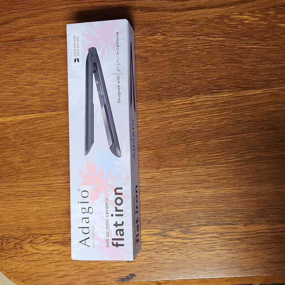 Adagio not so mini ceramic flat iron.
